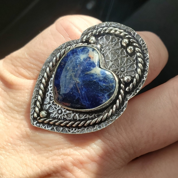 New Heart Shaped Sodalite 925 Silver Statement Ring. - Picture 10 of 16